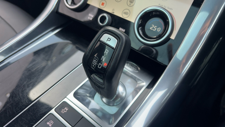 Land Rover Range Rover Sport 3.0 D300 HSE Silver 5dr Auto Diesel Estate